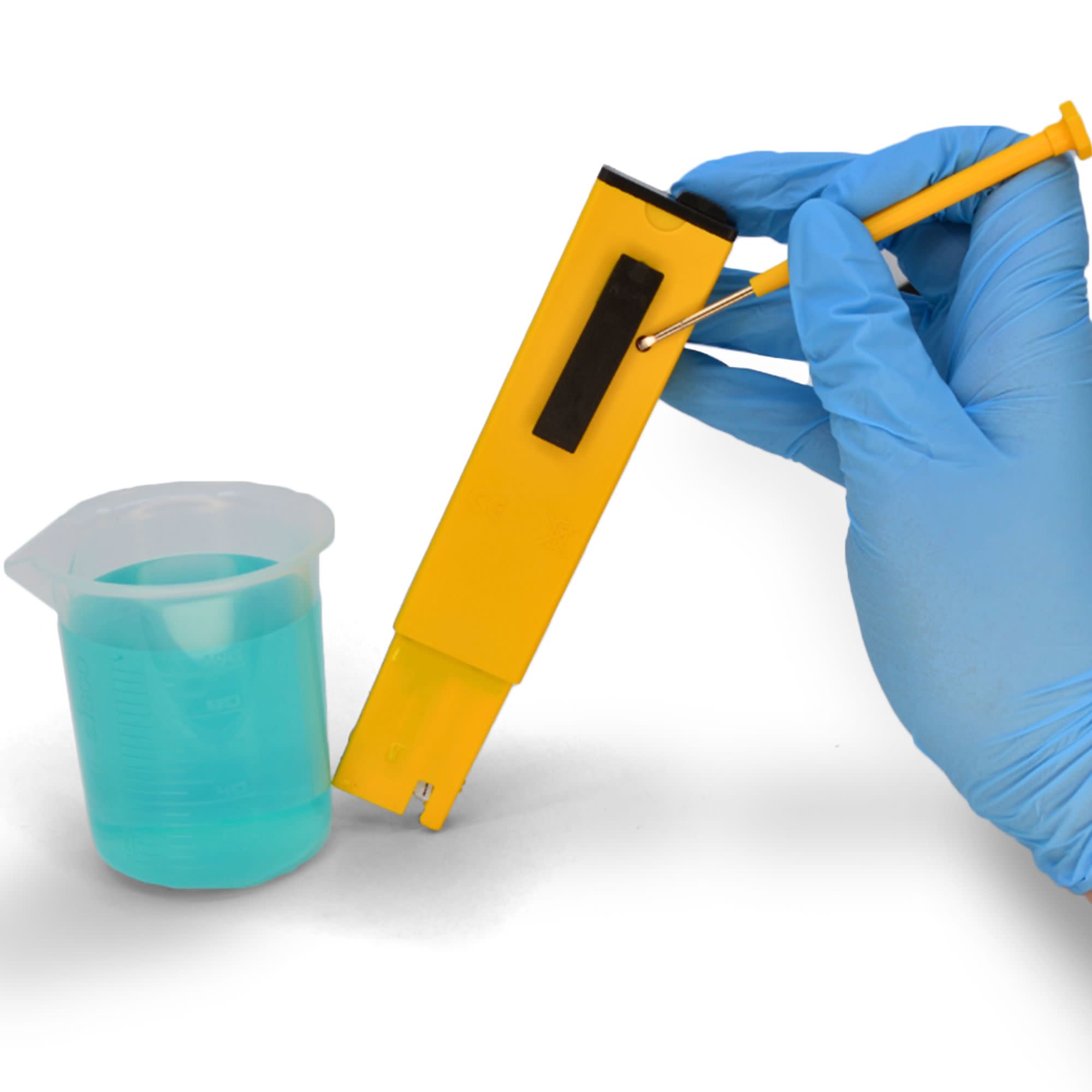 Pocket Digital pH Tester, 0-14 Range, ±0.1 Accuracy