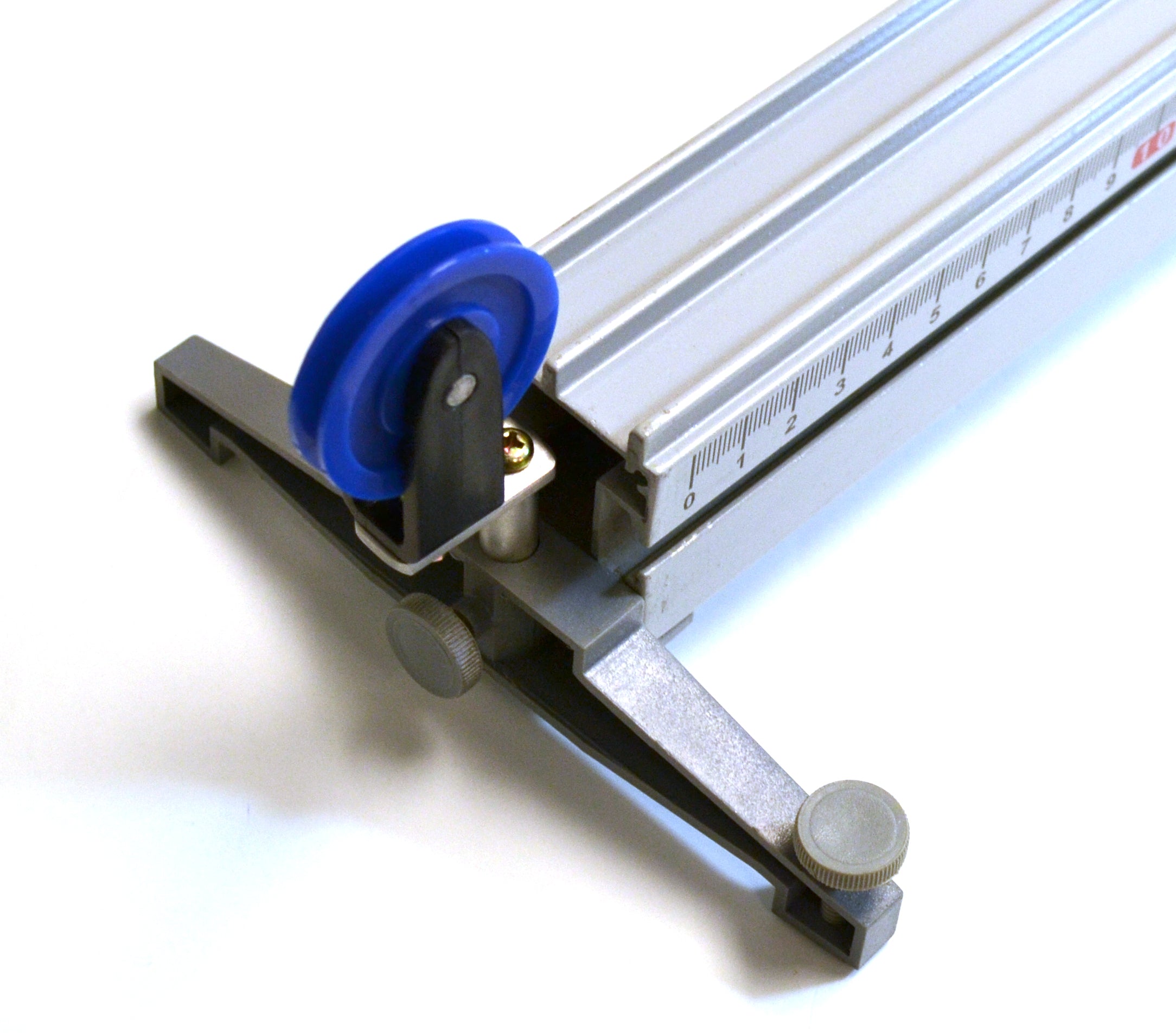 Collisions Kit with 48" Track, 2 Carts, and Slotted Masses