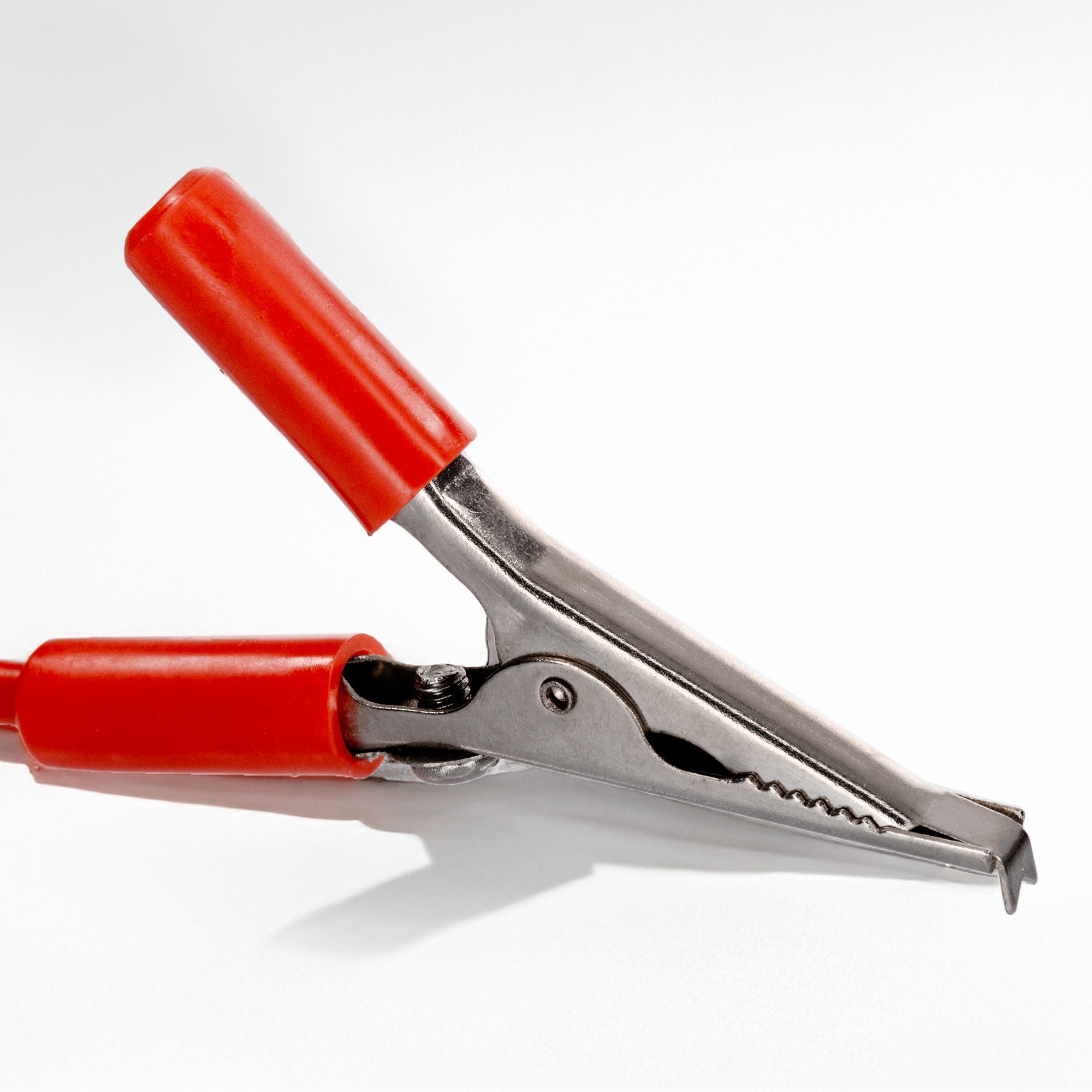 500mm Connecting Lead with Crocodile Clips Both Ends, Red, 4mm Plug