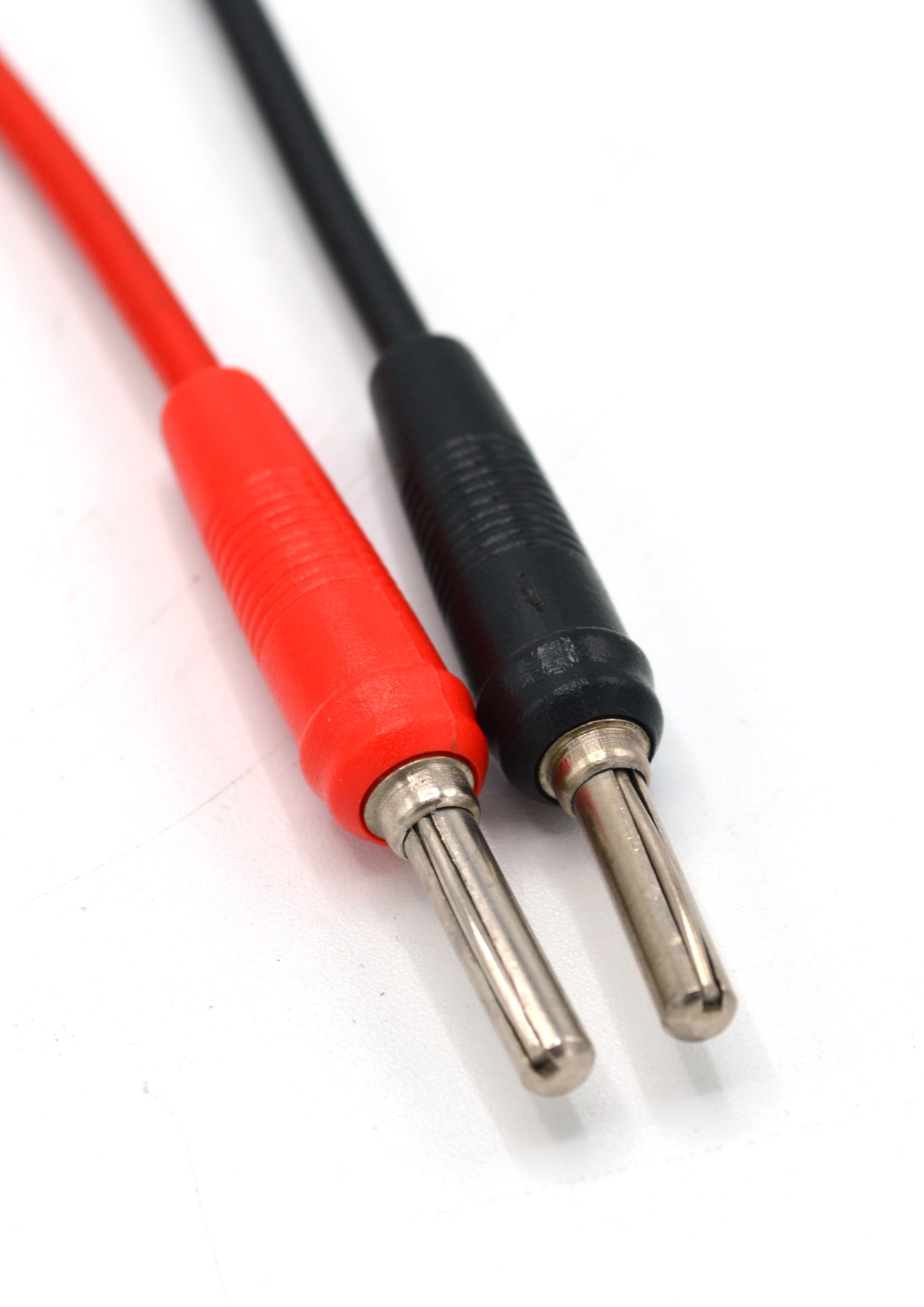 1000mm Black and Red 4mm Connecting Leads, 2-Pack
