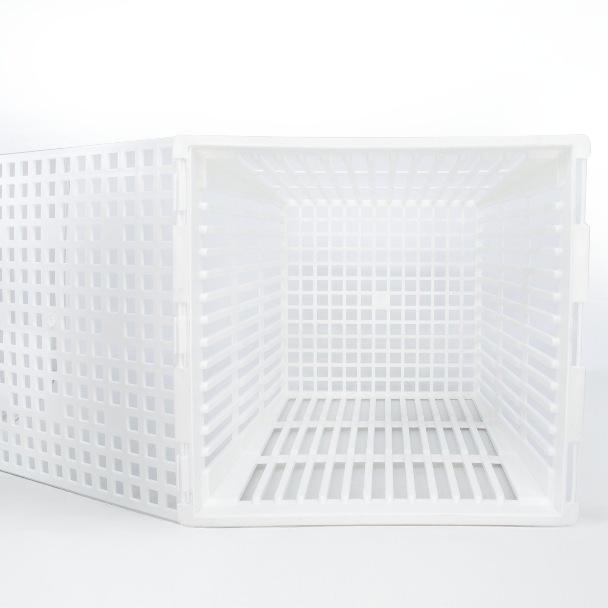 Polypropylene Autoclavable Test Tube Basket with Cover, 9 x 9 x 9"