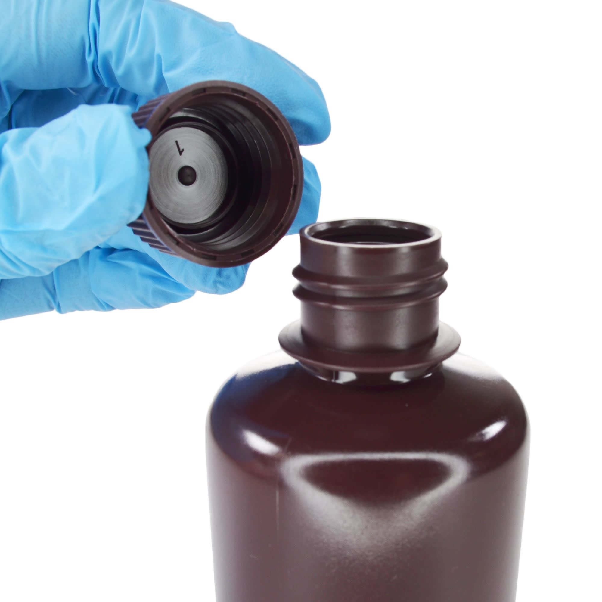 500-Bulk Pack Amber Narrow Mouth HDPE Reagent Bottles for Light-Sensitive Substances, 125mL, -100 to 120°C