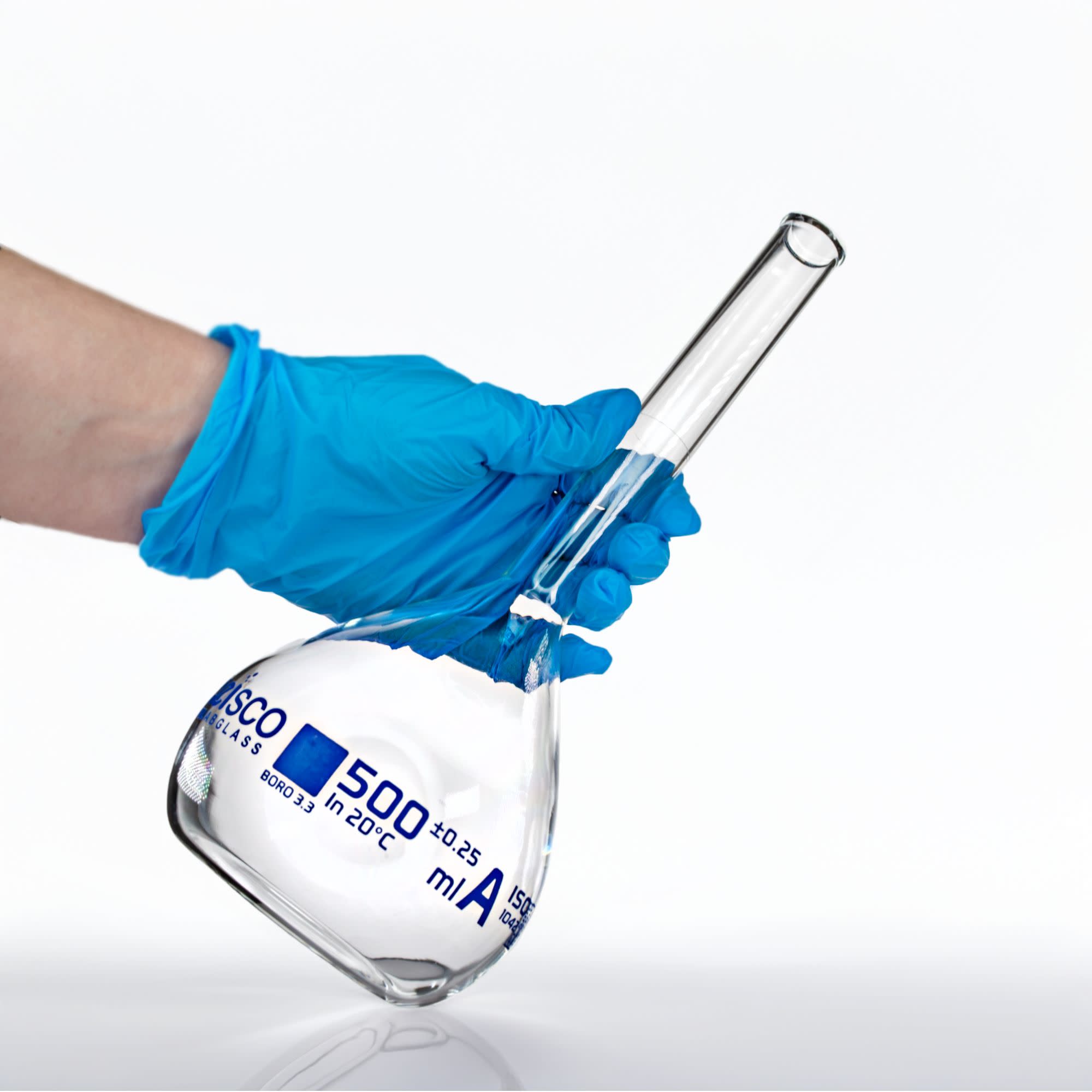 Class A Volumetric Flask with Beaded Rim, 500mL, Borosilicate Glass
