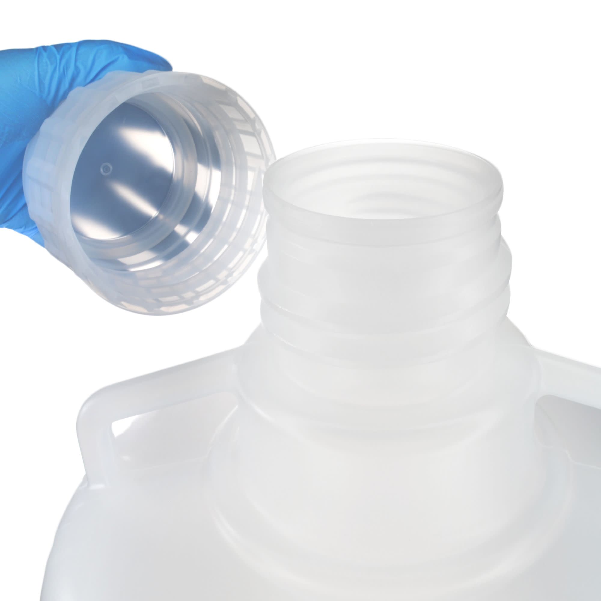 Autoclavable Polypropylene Carboy with Silicone-Lined Cap, 25L, 0-135°C