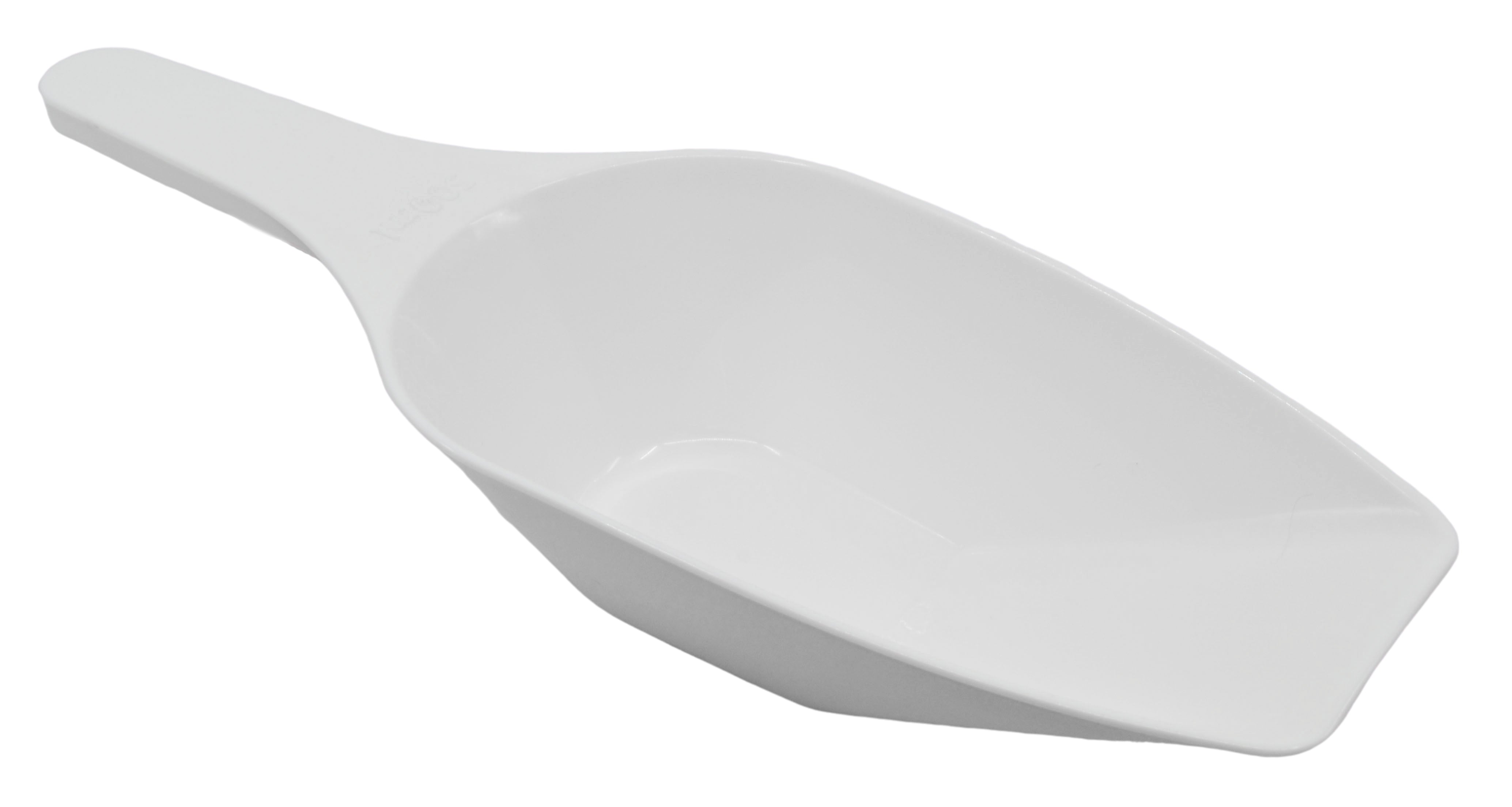 Autoclavable Polypropylene Scoop with Flat Bottom