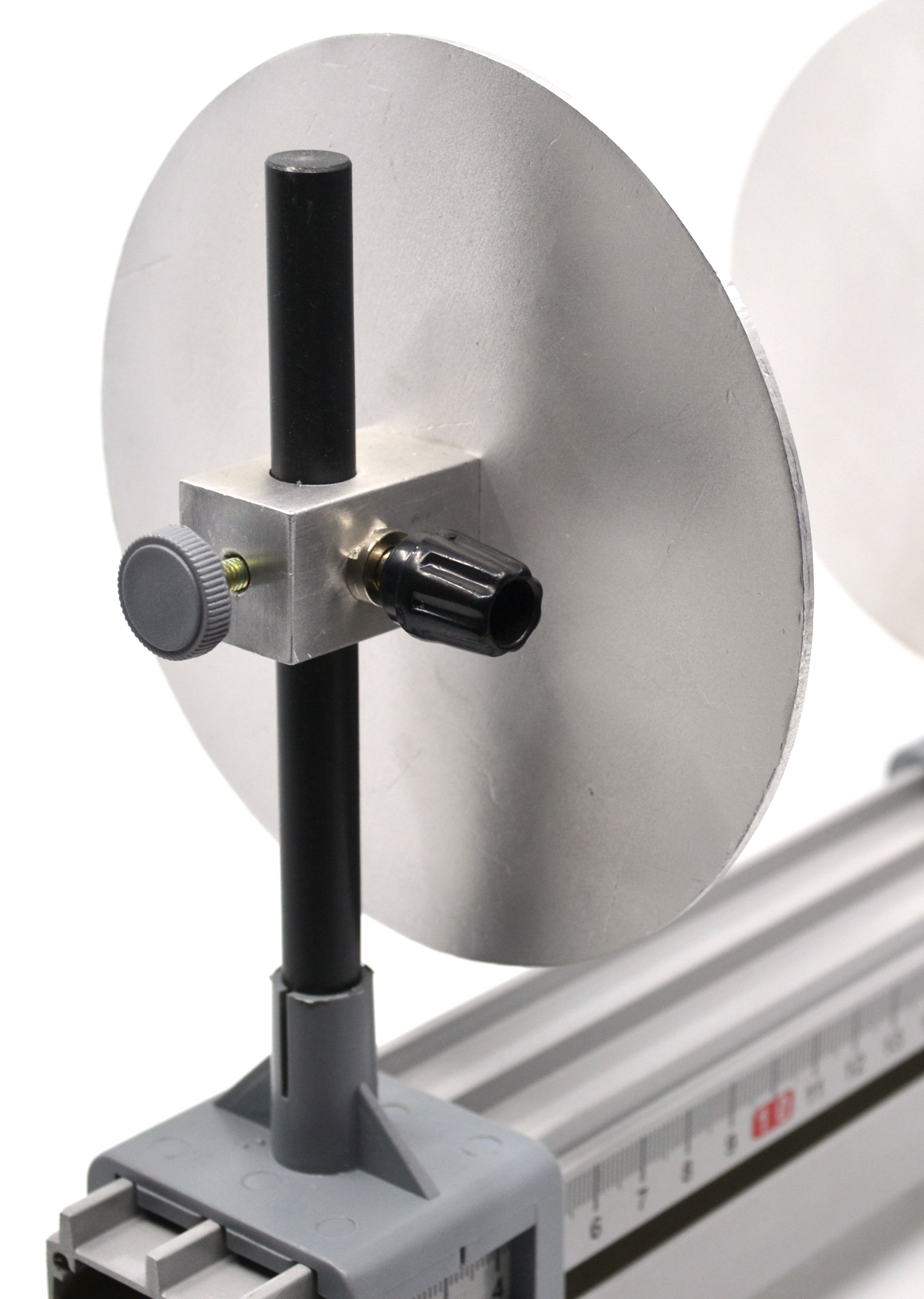 Parallel Plate Capacitor Demonstration with Adjustable Distance