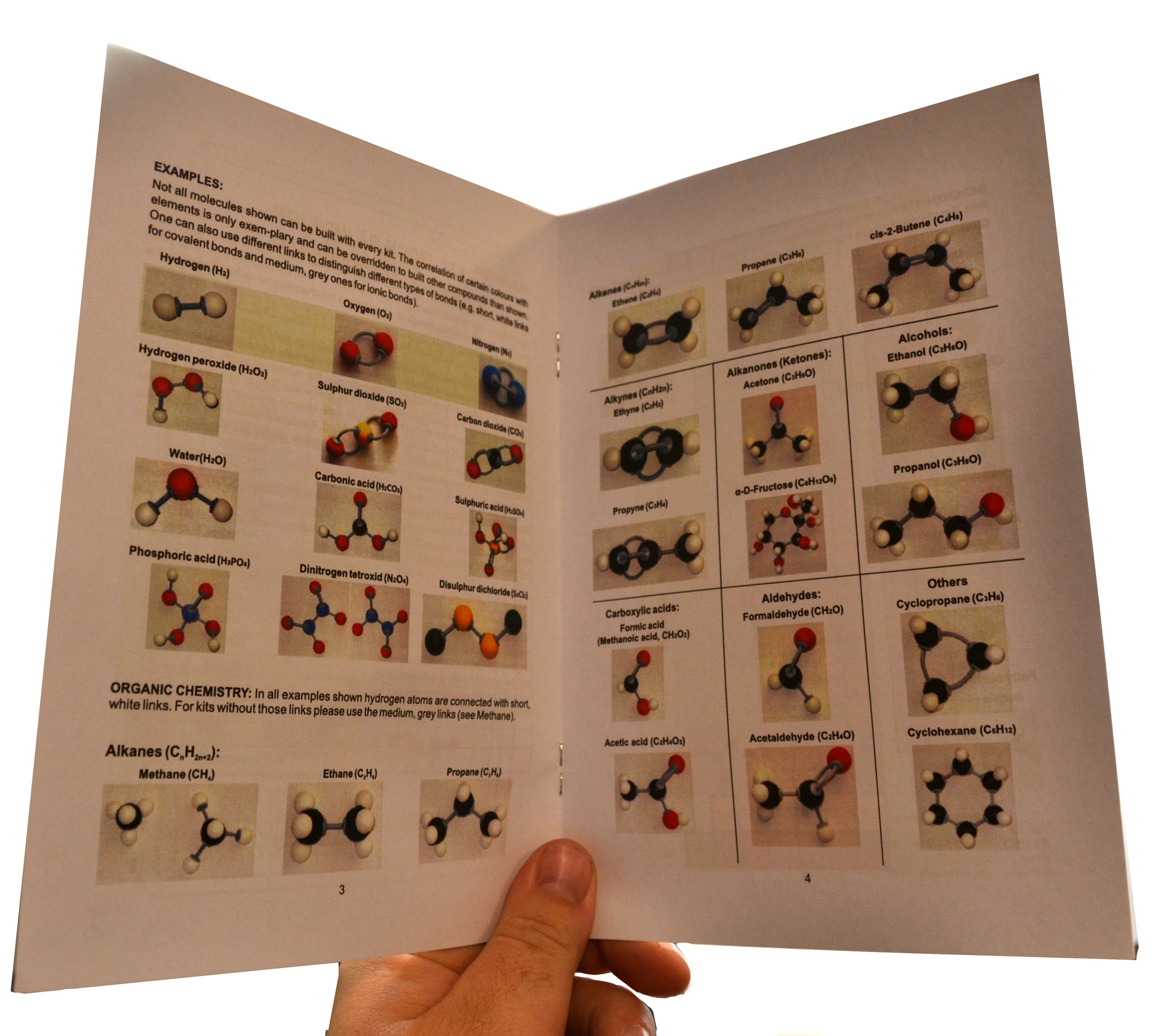 562-Piece Extra-Large Molecular Model Set, 292 Atoms + 270 Bonds