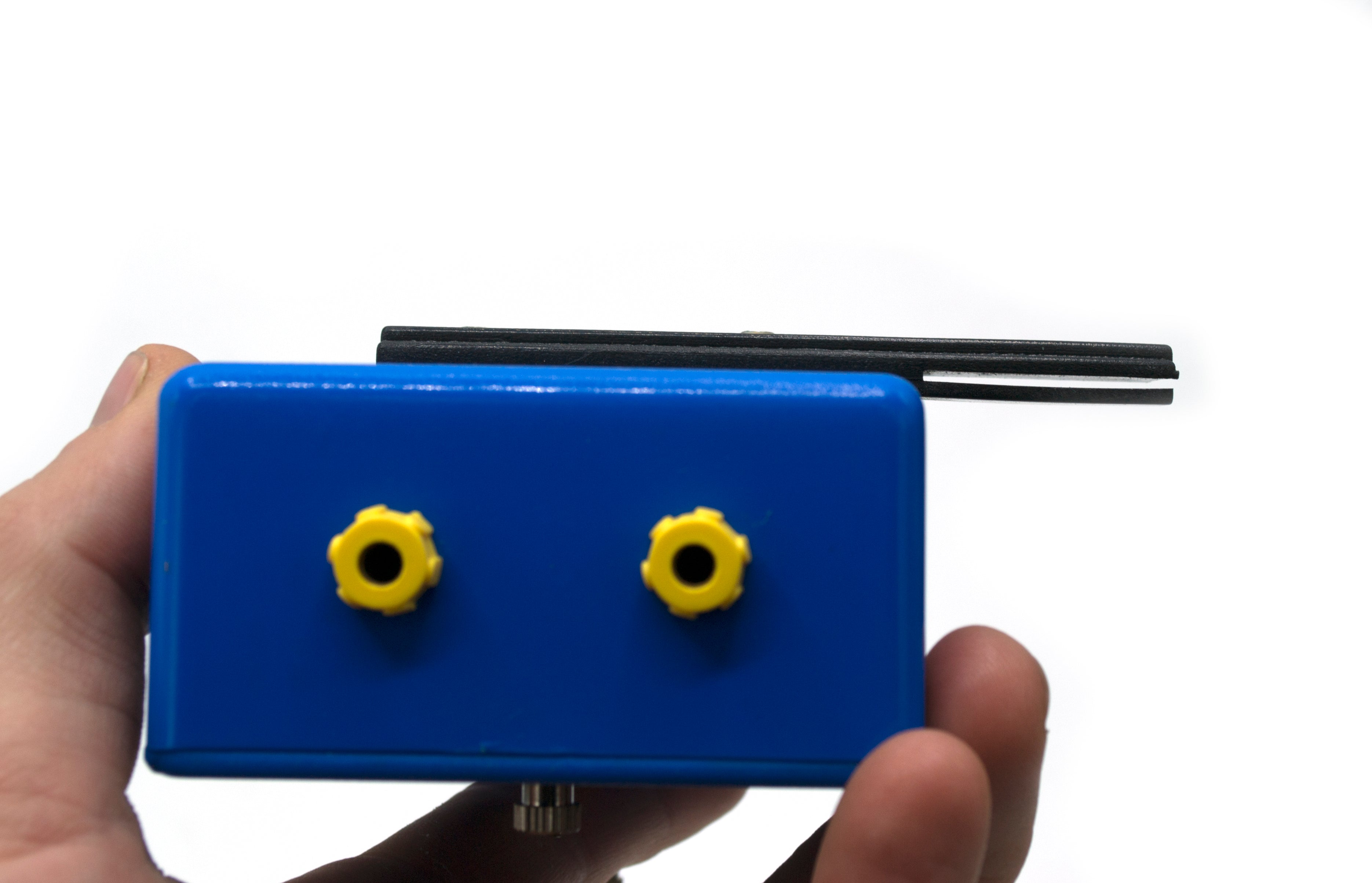 Ticker Tape Timer Device with Carbon Disks