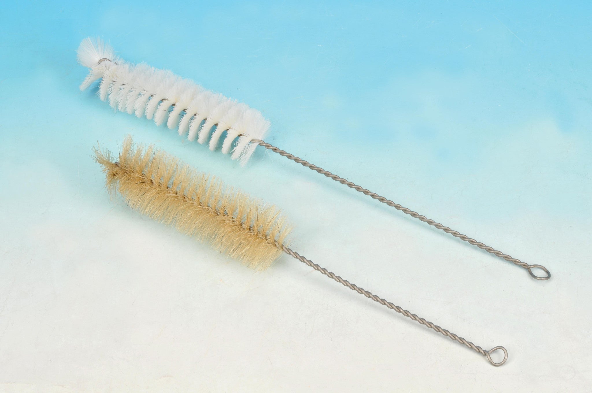 Brushes - Cylinder Nylon  Total Length-450 mm, Brush length-150 mm, Brush dia.-75 mm