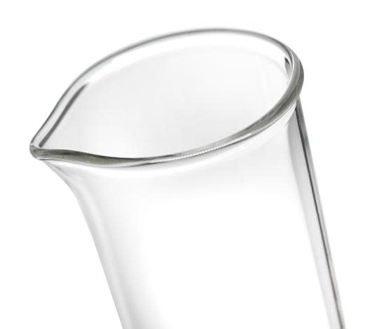 5ml glass graduated cylinder beaded lip